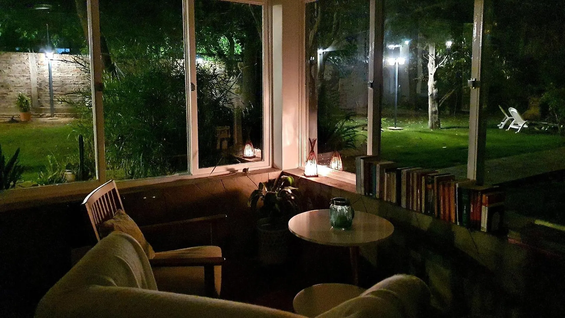 Buen Viaje Mendoza Bed & Breakfast 0*,  Argentina