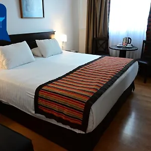 Hotel Mendoza Мендоса